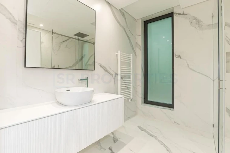 Moradia T5 para Venda em Quarteira Foto 26