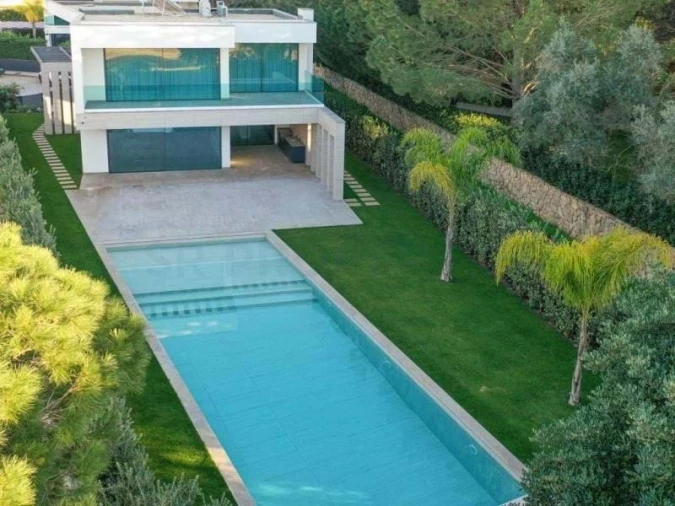 Moradia T5 para Venda em Quarteira Foto 46