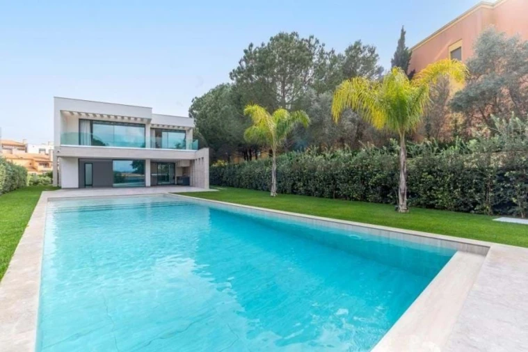 Moradia T5 para Venda em Quarteira Foto 45