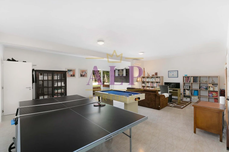 Moradia T4 para Venda em Lagos (São Sebastião e Santa Maria) Foto 32