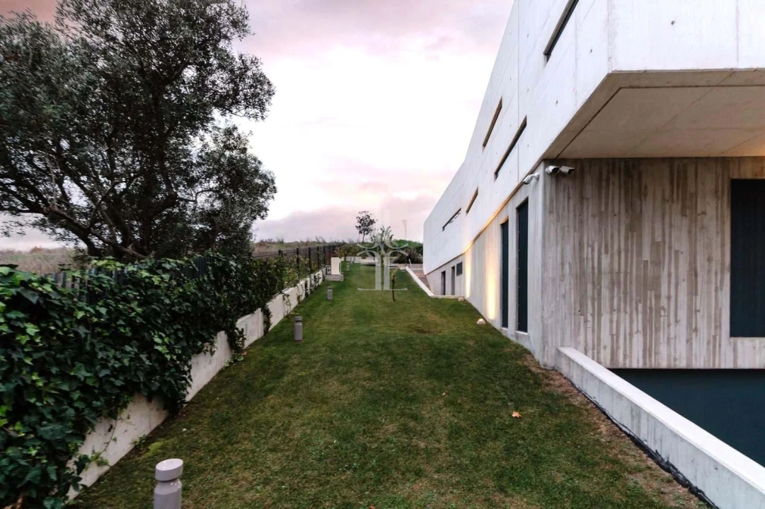 Moradia T4 para Venda em Lumiar Foto 7
