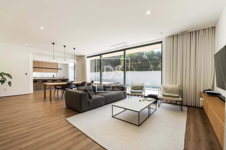 Moradia T5 para Venda em Matosinhos e Leça da Palmeira Foto 3