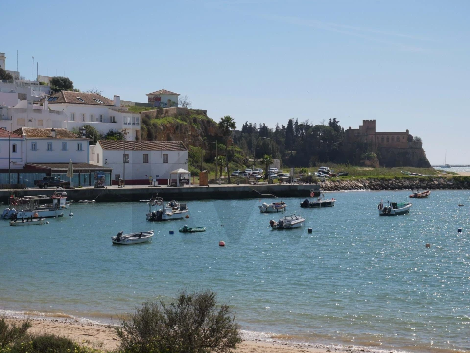 Apartamento T2 para Venda em Ferragudo Foto 18