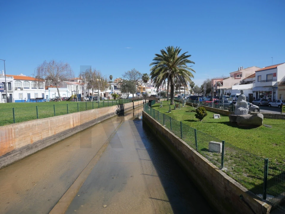 Apartamento T2 para Venda em Ferragudo Foto 16