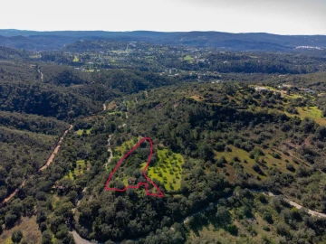 Moradia T3 para Venda em Loule (São Clemente)