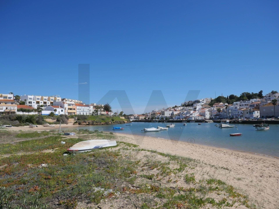 Apartamento T2 para Venda em Ferragudo Foto 9