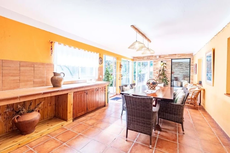 Moradia T4 para Venda em Curral das Freiras Foto 11