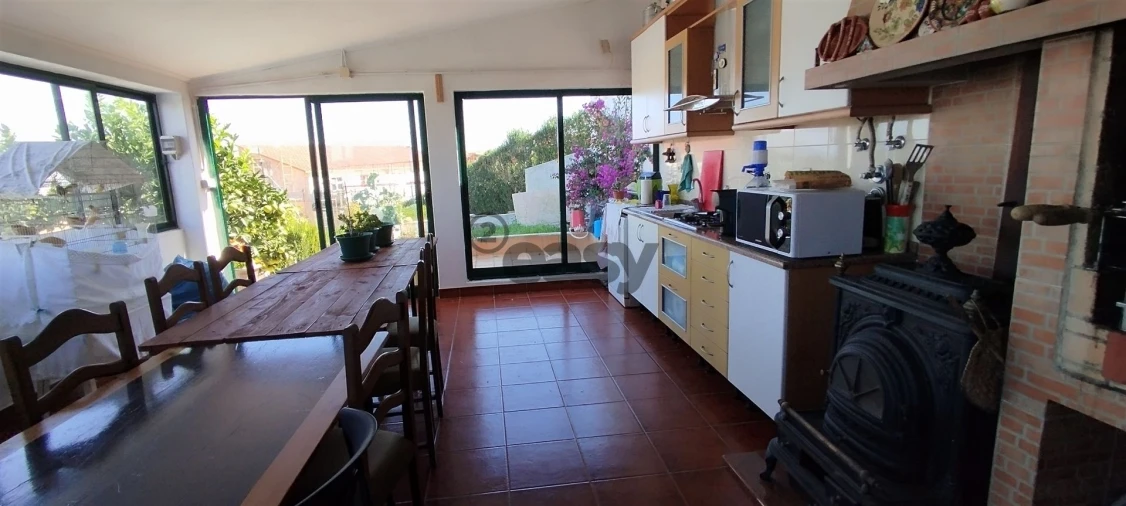 Terreno para Venda em Venda do Pinheiro e Santo Estêvão das Galés Foto 3