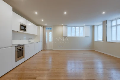 Apartamento T3 para Venda em Aldoar, Foz do Douro e Nevogilde