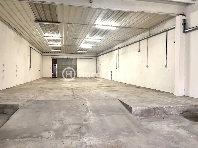 Negócio para Arrendamento em Manhente