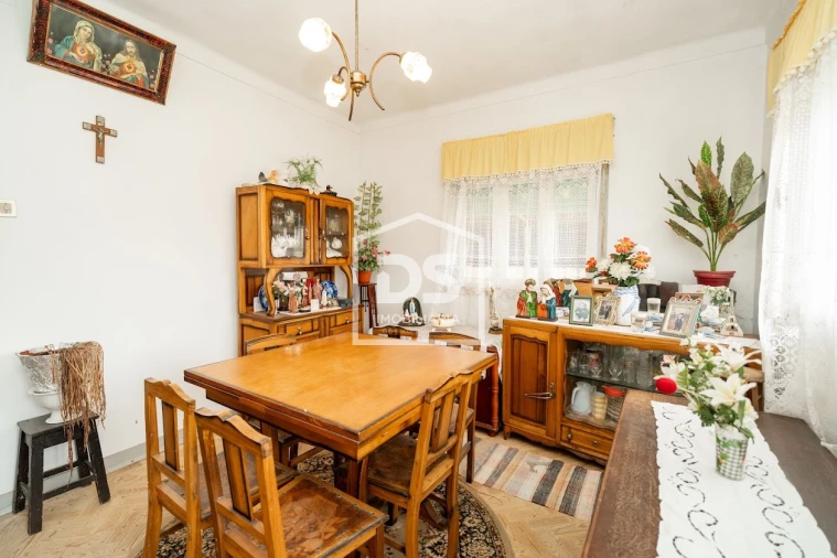 Moradia T5 para Venda em São Mamede