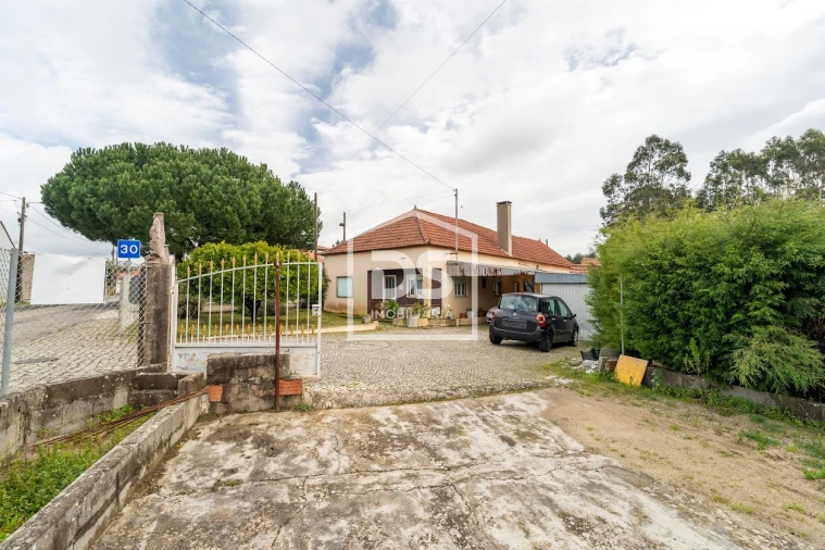 Moradia T5 para Venda em São Mamede Foto 8