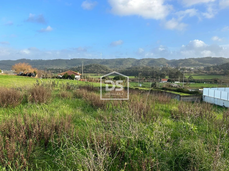 Terreno para Venda em Famalicão Foto 2