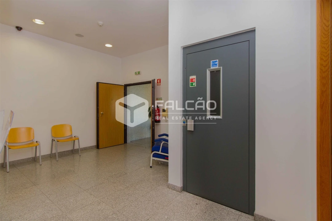 Escritório para Arrendamento em Marvila, Ribeira Santarém, São Salvador, São Nicolau Foto 13