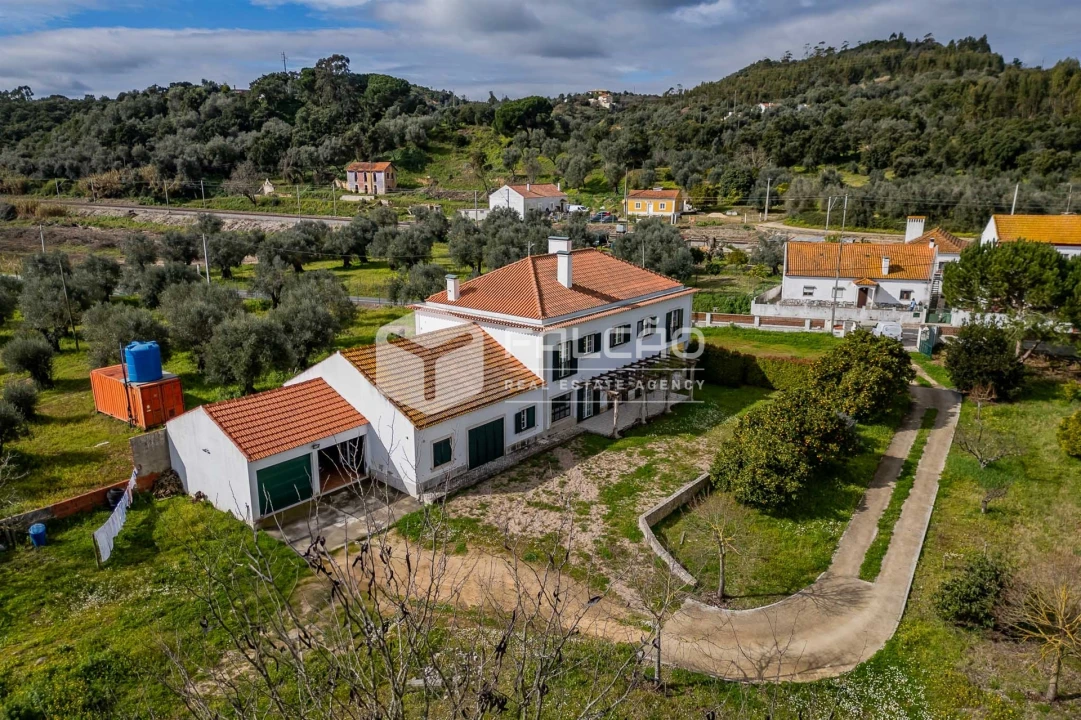 Moradia T5 para Venda em Marvila, Ribeira Santarém, São Salvador, São Nicolau Foto 8