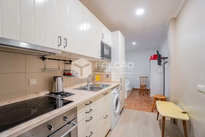 Moradia T5 para Venda em Marvila, Ribeira Santarém, São Salvador, São Nicolau