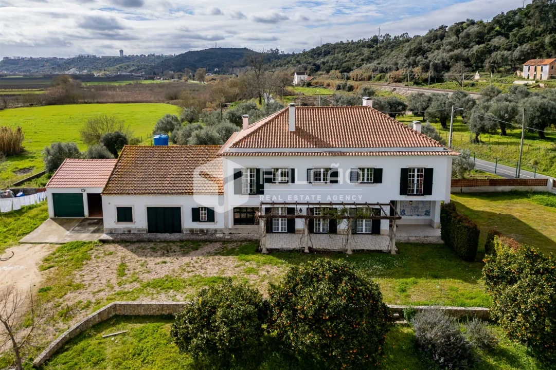 Moradia T5 para Venda em Marvila, Ribeira Santarém, São Salvador, São Nicolau Foto 6