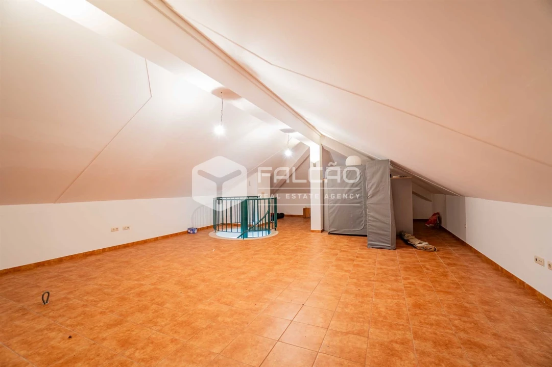 Moradia T5 para Venda em Marvila, Ribeira Santarém, São Salvador, São Nicolau Foto 61