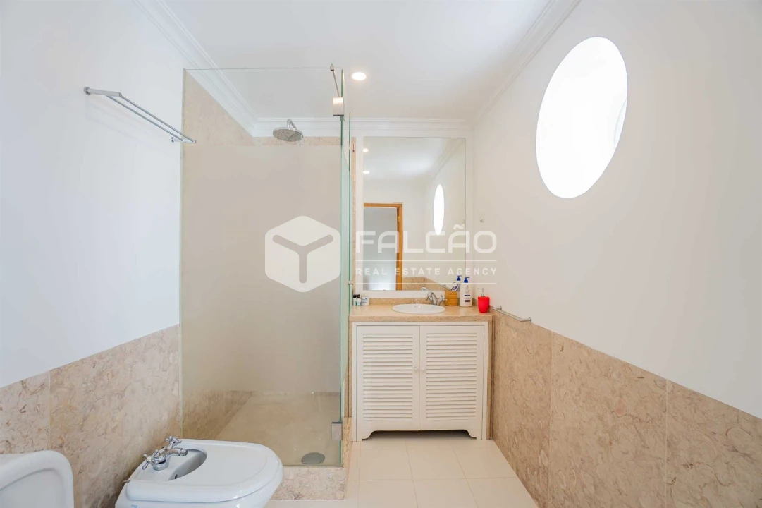 Moradia T5 para Venda em Marvila, Ribeira Santarém, São Salvador, São Nicolau Foto 34