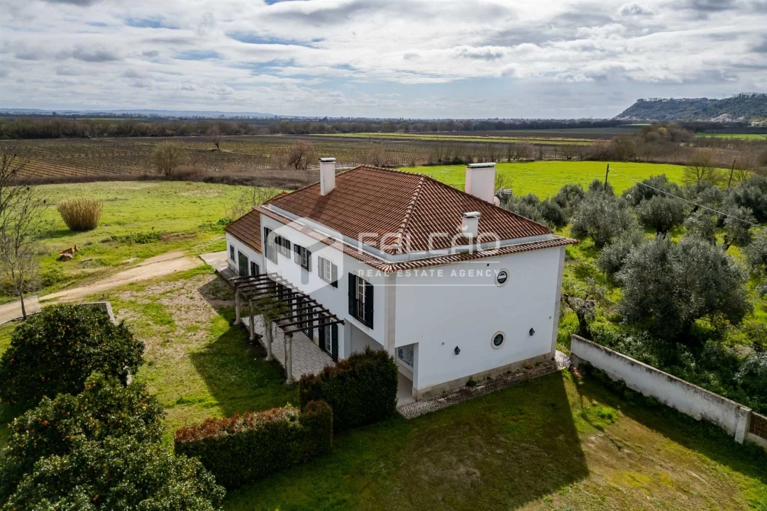Moradia T5 para Venda em Marvila, Ribeira Santarém, São Salvador, São Nicolau Foto 7