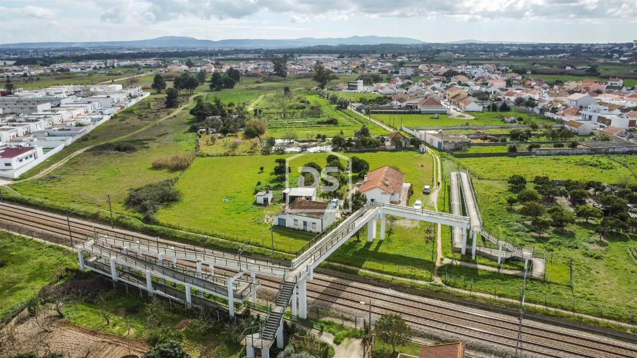 Quinta T4 para Venda em Alhos Vedros Foto 50