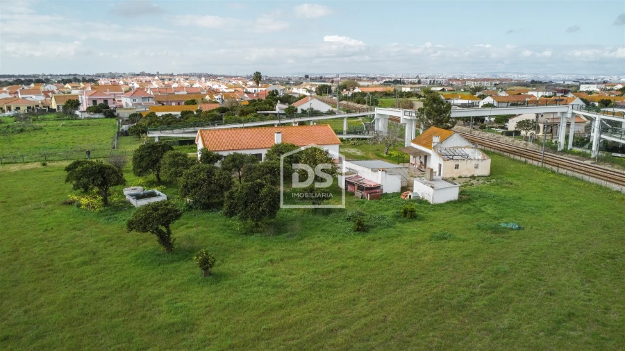 Quinta T4 para Venda em Alhos Vedros Foto 51