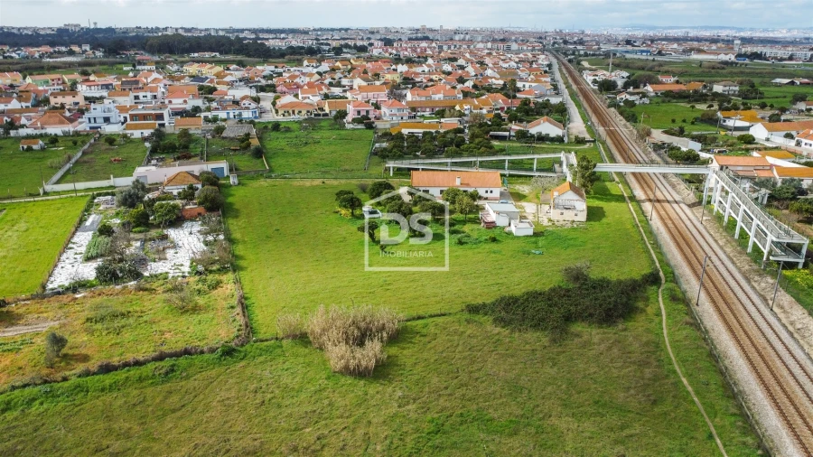 Quinta T4 para Venda em Alhos Vedros Foto 47