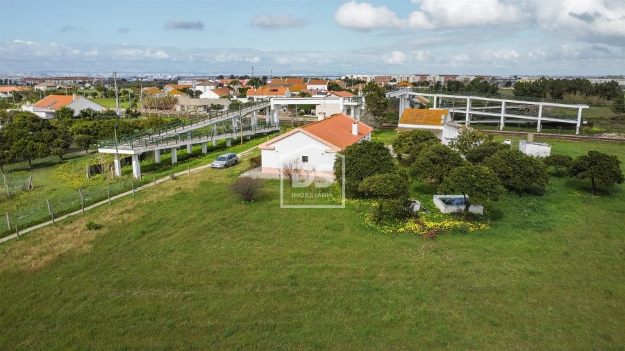 Quinta T4 para Venda em Alhos Vedros Foto 43