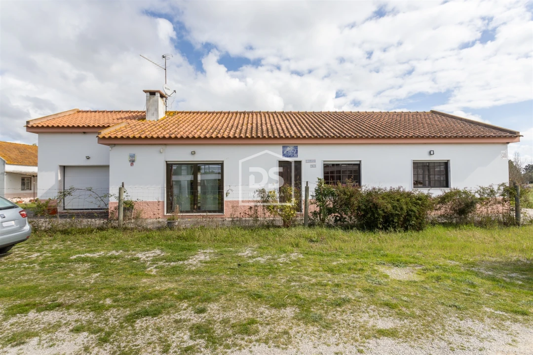 Quinta T4 para Venda em Alhos Vedros Foto 2