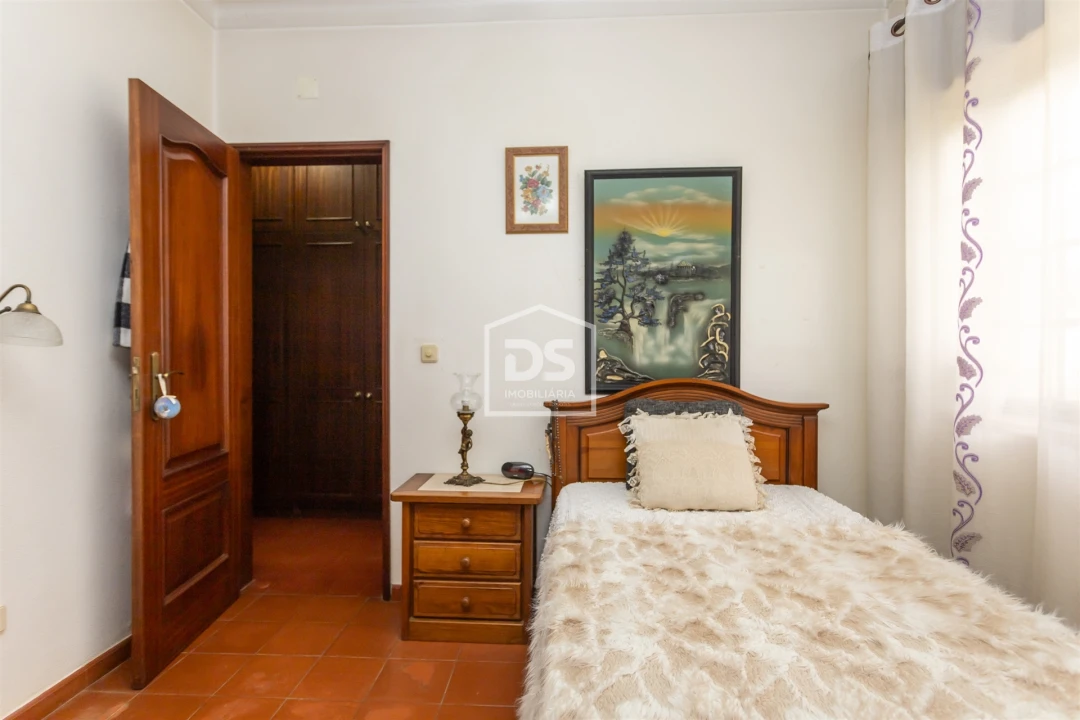 Quinta T4 para Venda em Alhos Vedros Foto 23