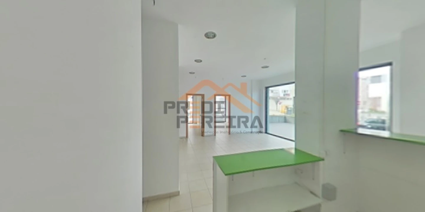 Loja para Venda em Odivelas Foto 7