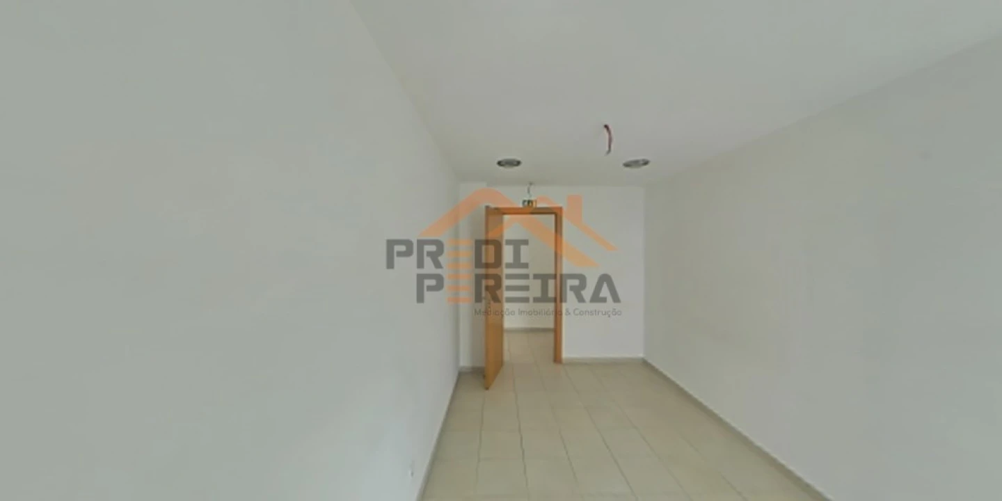 Loja para Venda em Odivelas Foto 25