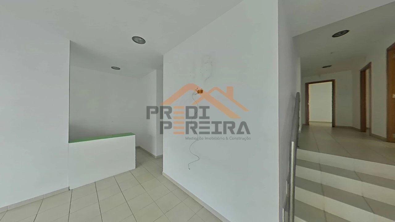 Loja para Venda em Odivelas Foto 11