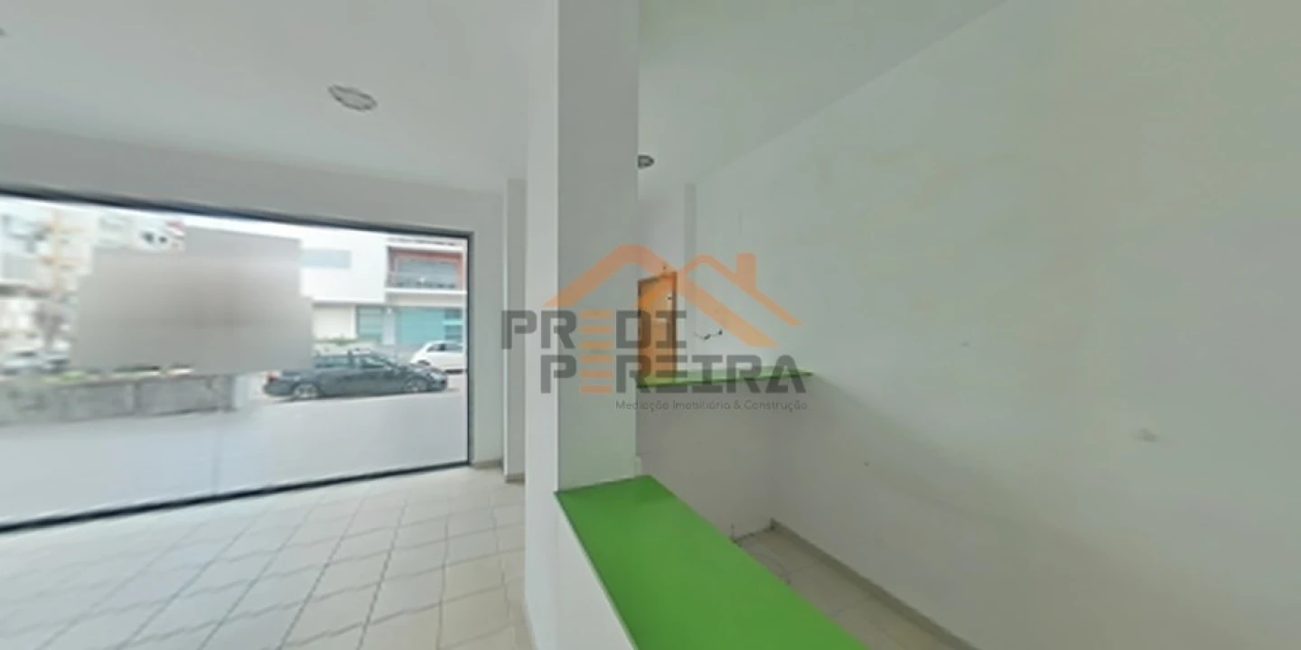 Loja para Venda em Odivelas Foto 6