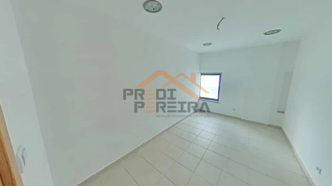 Loja para Venda em Odivelas