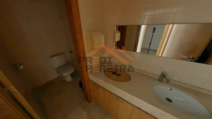 Loja para Venda em Odivelas Foto 13