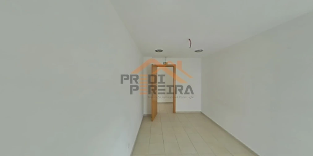 Loja para Venda em Odivelas Foto 25