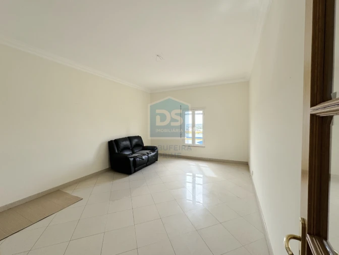 Apartamento T2 para Venda em Boliqueime Foto 4
