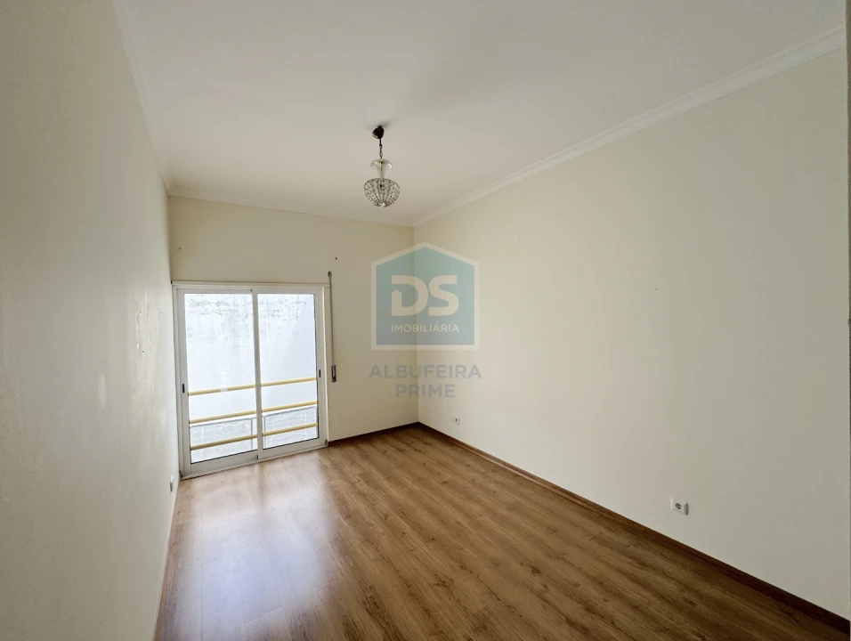 Apartamento T2 para Venda em Boliqueime Foto 16