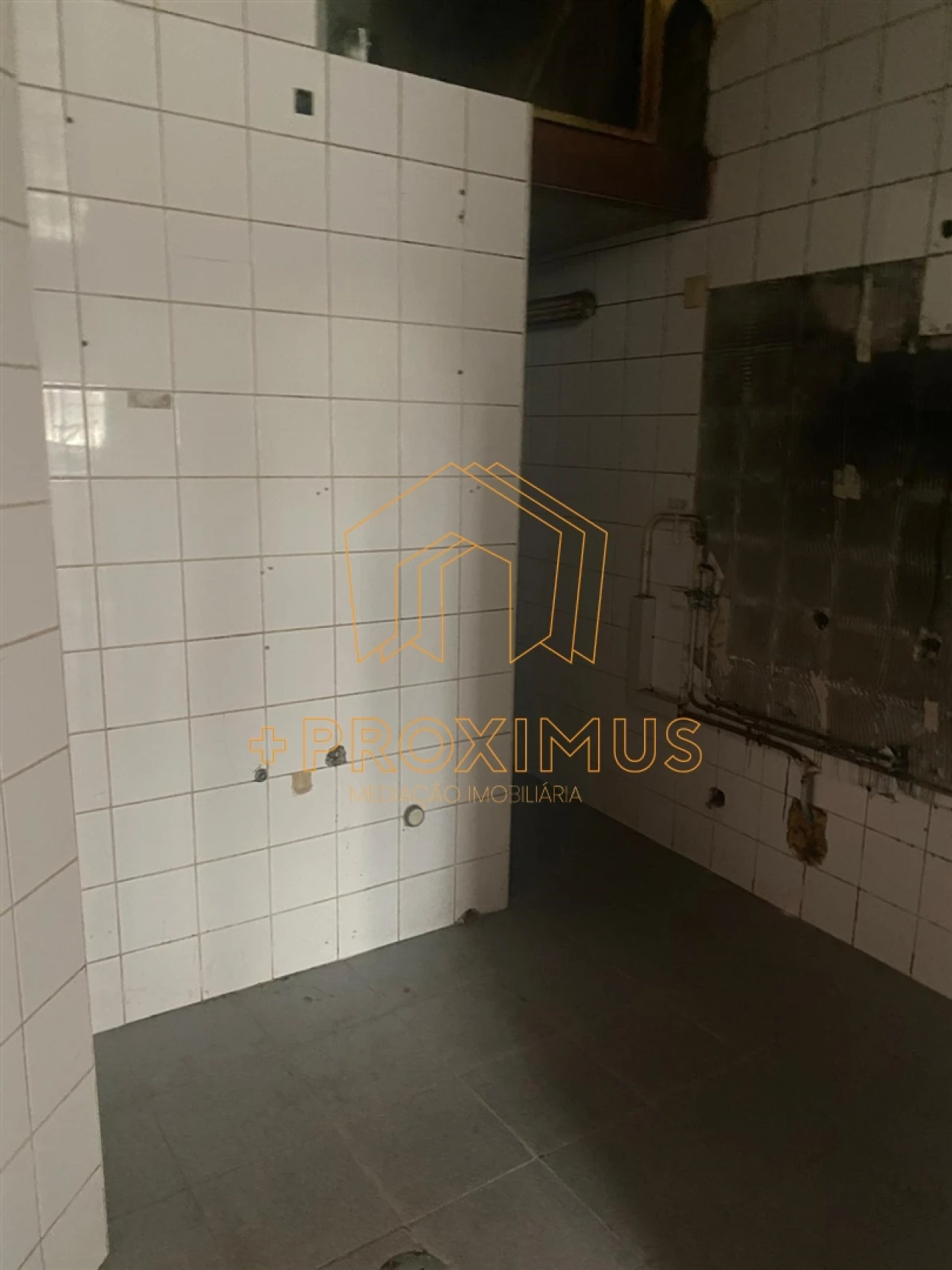 Loja para Venda em Buarcos Foto 8