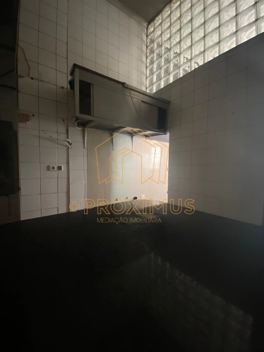 Loja para Venda em Buarcos Foto 14