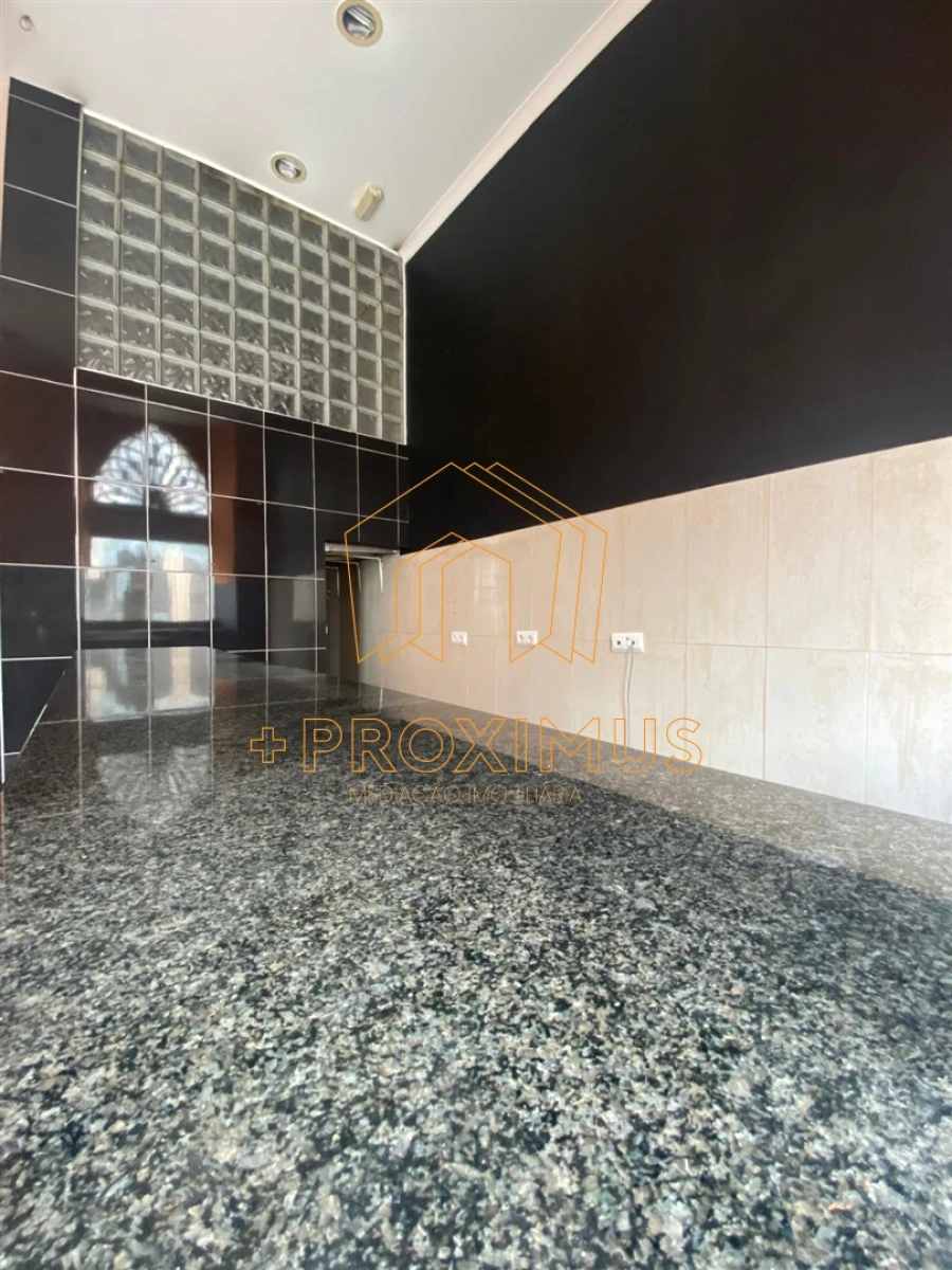 Loja para Venda em Buarcos Foto 25