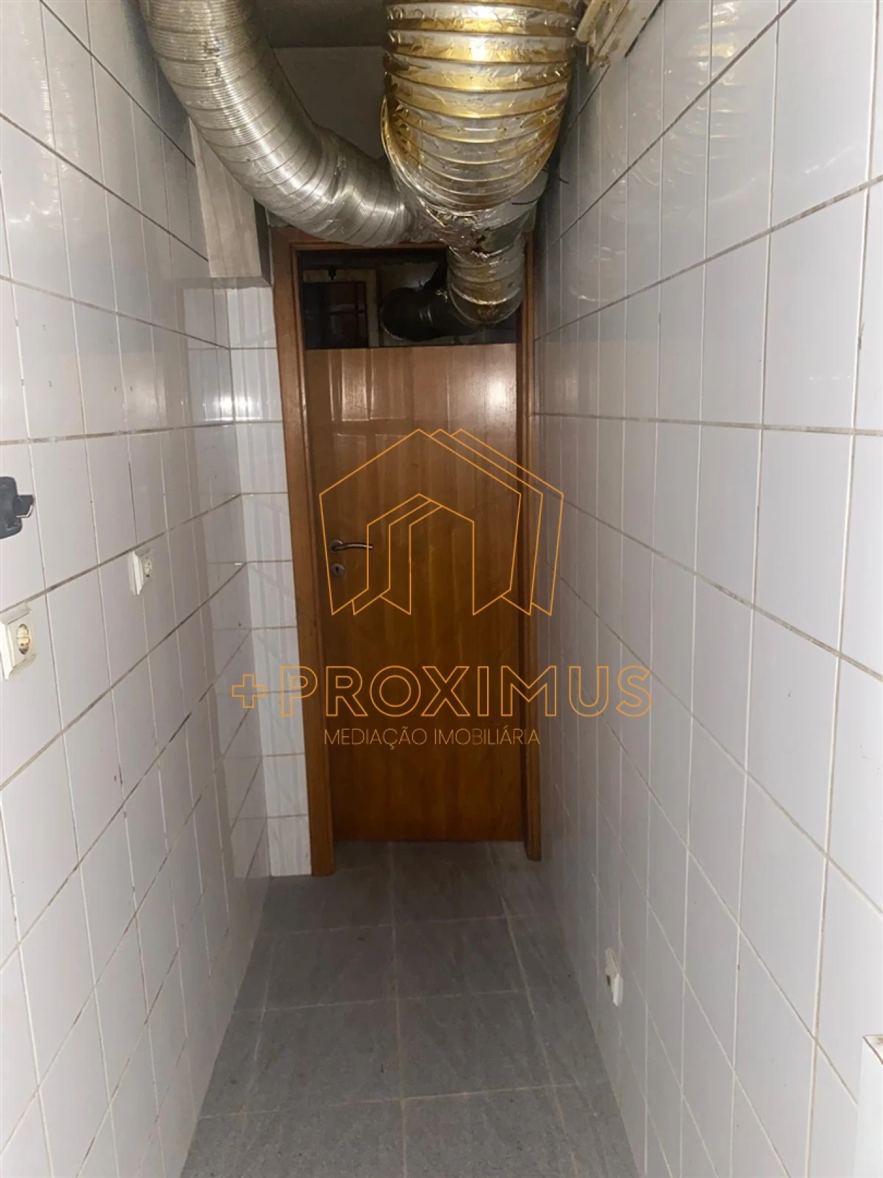 Loja para Venda em Buarcos Foto 10