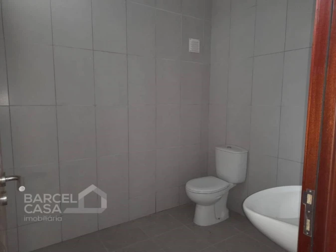 Armazém para Arrendamento em Rio Covo (Santa Eugenia) Foto 7