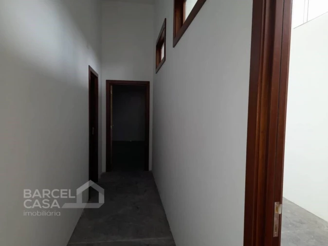 Armazém para Arrendamento em Rio Covo (Santa Eugenia) Foto 8