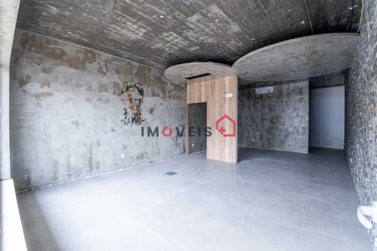 Loja para Arrendamento em Batalha Foto 4