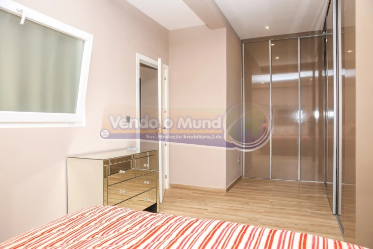 Apartamento T1 para Venda em Arruda dos Vinhos Foto 11