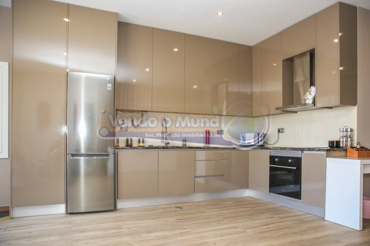 Apartamento T1 para Venda em Arruda dos Vinhos Foto 2