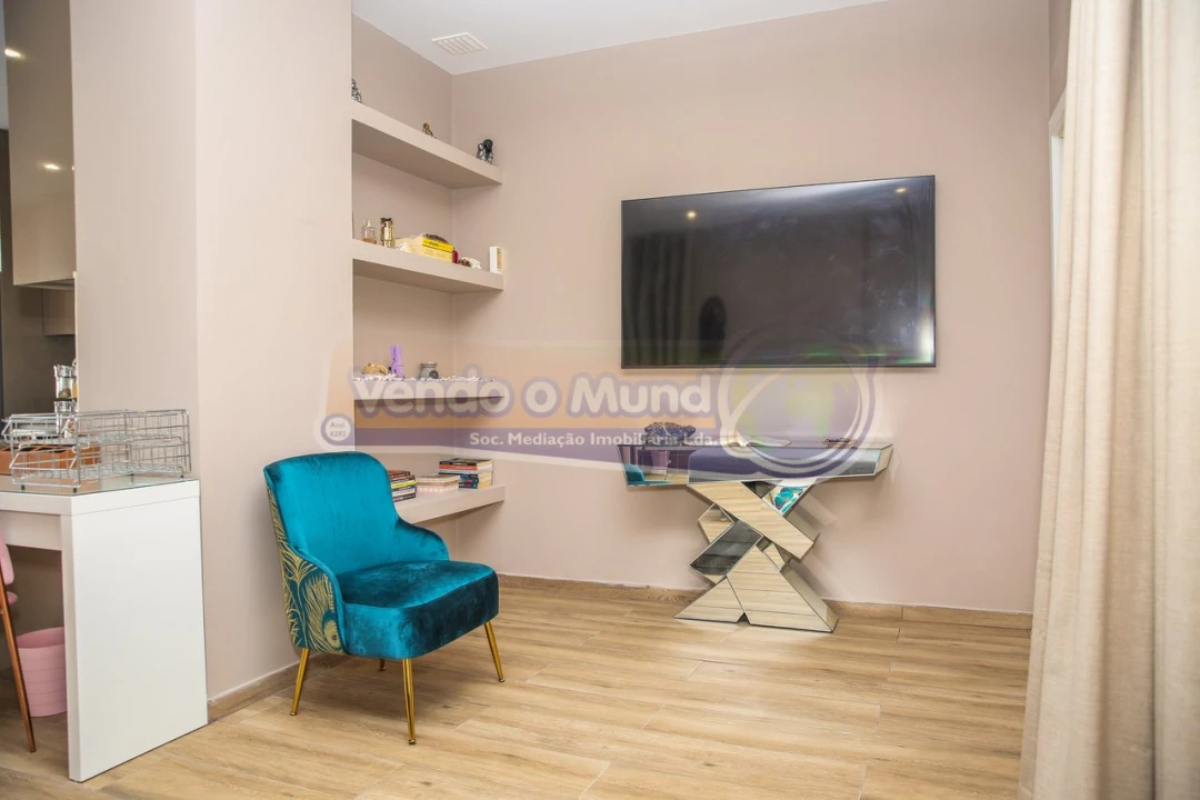Apartamento T1 para Venda em Arruda dos Vinhos Foto 8