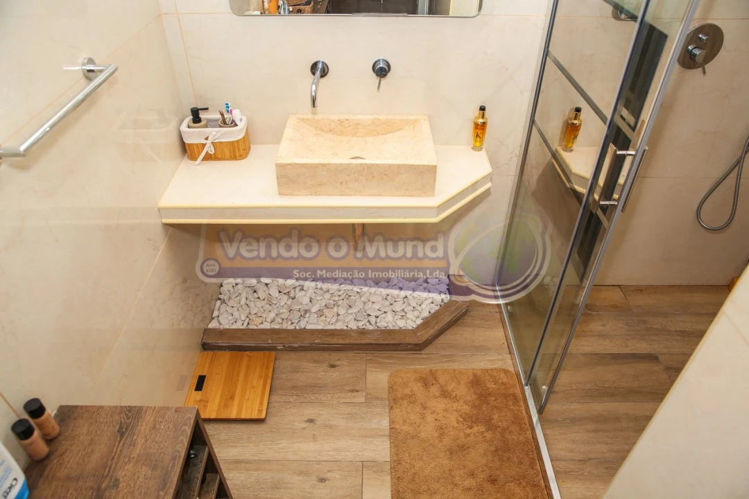 Apartamento T1 para Venda em Arruda dos Vinhos Foto 17